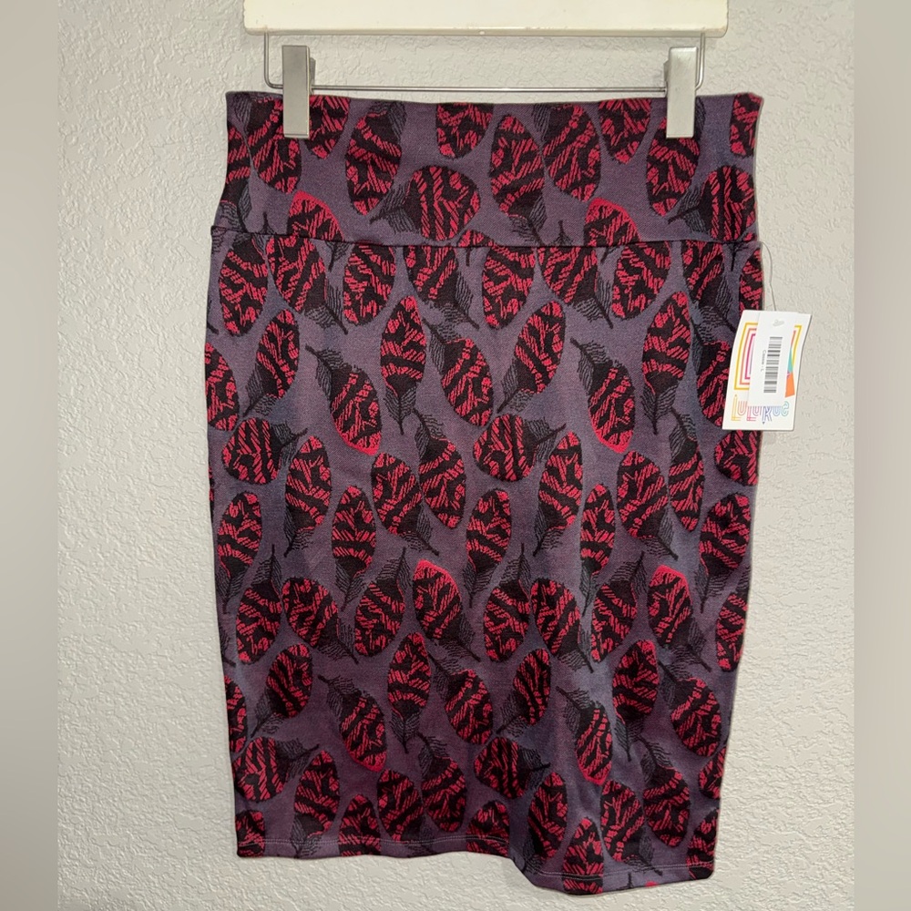 Lularoe Cassie Skirt Feather Pattern